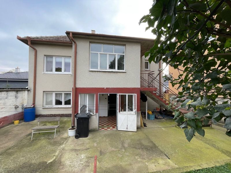 FOX - 5 izbový dvojgeneračný RD * Brestovany - Horné Lovčice * - 4