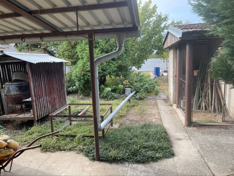 FOX - Rodinný dom Opoj, okres Trnava – 4 izby, pozemok 738 m², garáž a hospodárske stavby - 12