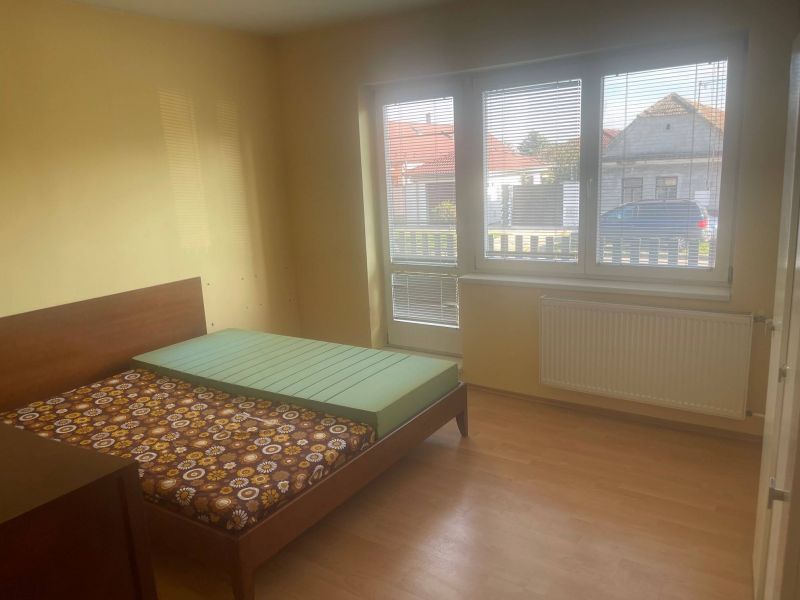 FOX - REZERVOVANÉ - Na predaj 5 izbový RD vhodný aj ako ubytovňa * Križovany nad Dudváhom* - 10