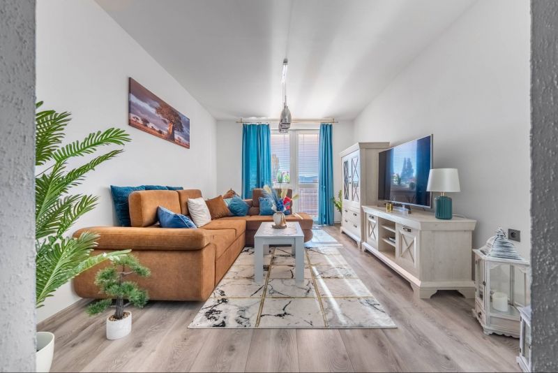 PREDAJ 4i priestranný byt s garážou, Štefanová okr.Pezinok, výborná cena! - 18