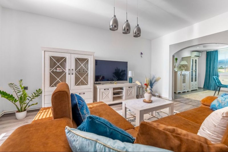 PREDAJ 4i priestranný byt s garážou, Štefanová okr.Pezinok, výborná cena! - 19