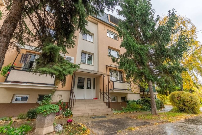 FOX - Predaj * veľký 3 izbový byt s garážou * Sladovnícka ul. - 16