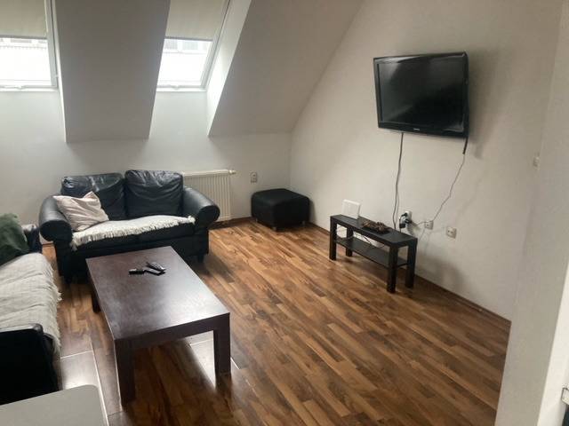 FOX - PRENÁJOM * 3 izbový byt * Vajanského ulica * centrum mesta * - 5