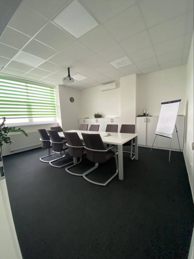 FOX - Prenájom viacúčelovej budovy s parkovaním – Trnava - 7